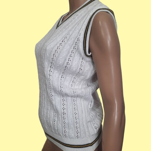 Vintage 90s White sweater Vest Preppy Academia Coquette Cable Knit V Neck M - Picture 4 of 7